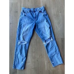 American Eagle Mom Jean Sz 8 Regular Light Wash Stretch Distressed Denim Jeans